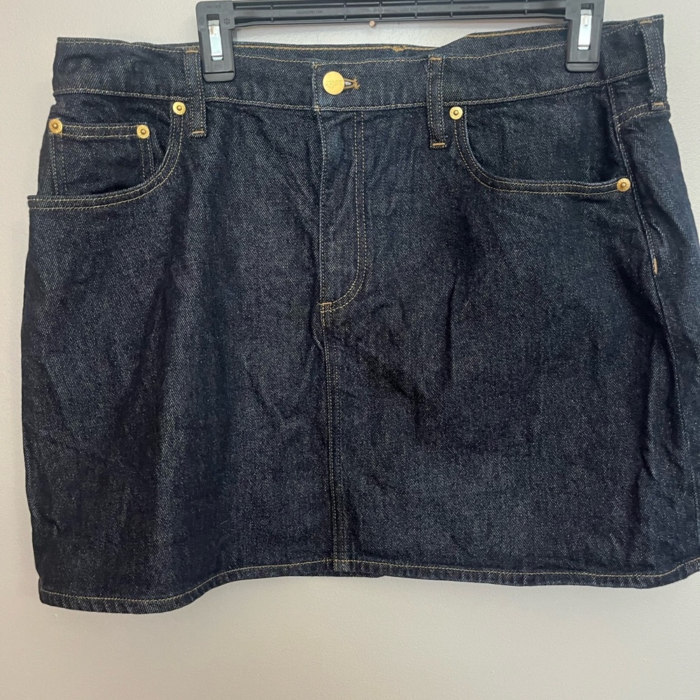 J‎ Crew Denim Skirt Size 31